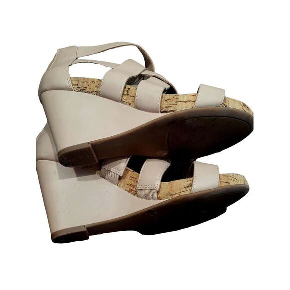 BCBG Generation Pump size 8.5 - Picture 5 of 5